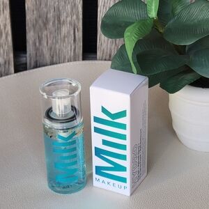 Milk Makeup Hydro Grip Setting & Refreshing Spray